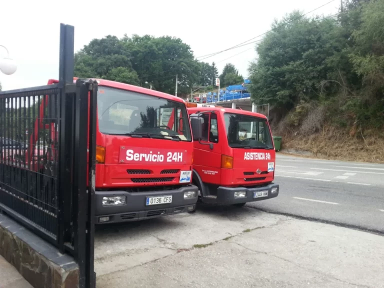 Contacta con Servicio de grúas Autovalfer, alquiler de grúas y asistencia en carretera, sarria y alrededores